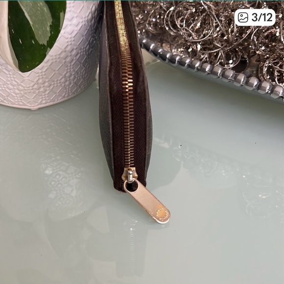 Louis Vuitton Brown Monogram Zip Wallet - Picture 3 of 16